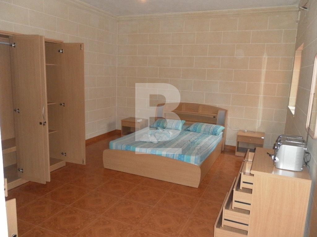 Proprjetà f' Qormi