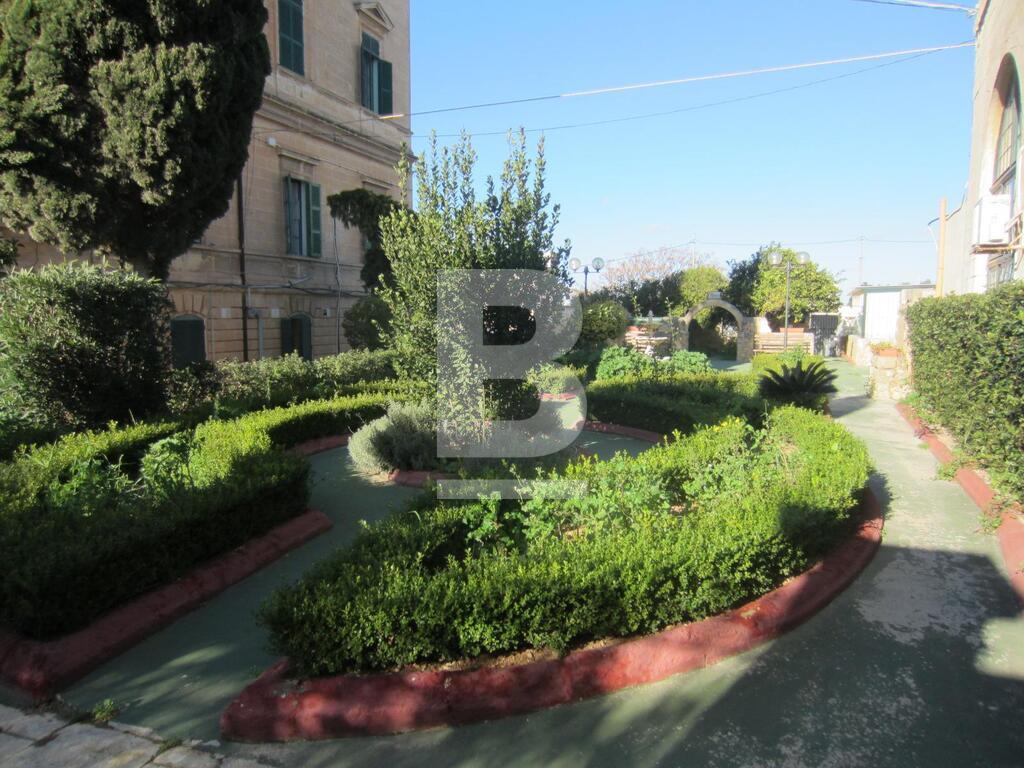 位于Santa Venera的房产