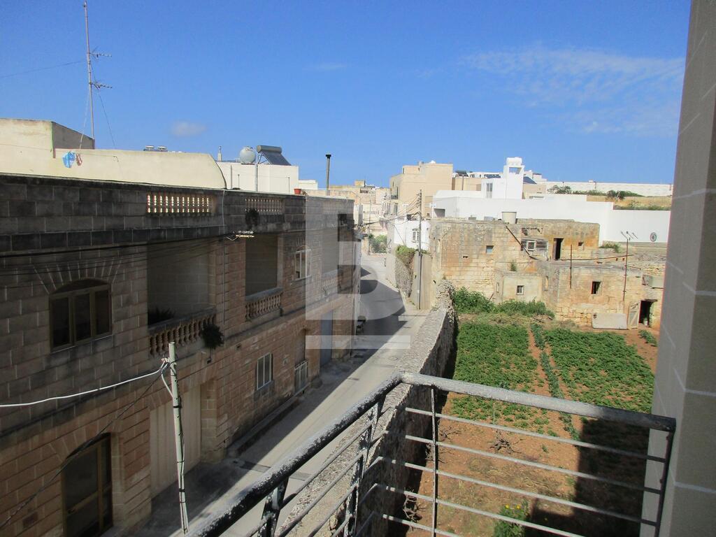 Proprjetà f' Naxxar