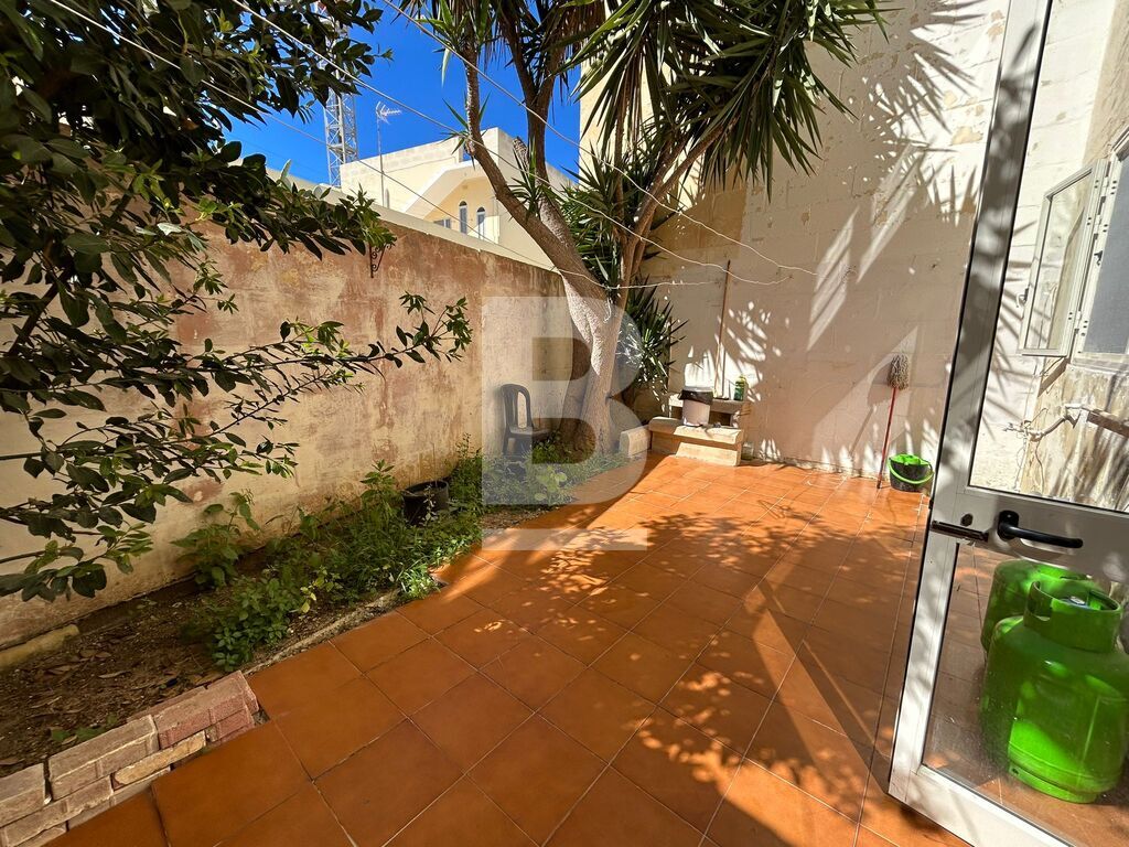 Proprjetà f' Żebbuġ (Gozo)