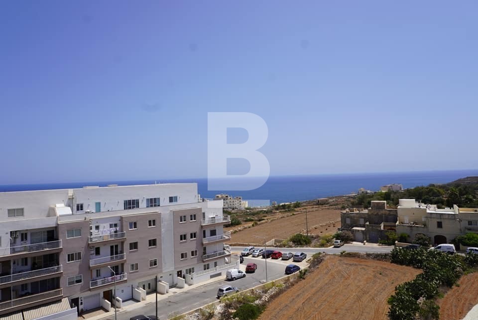 penthouse in Xgħajra