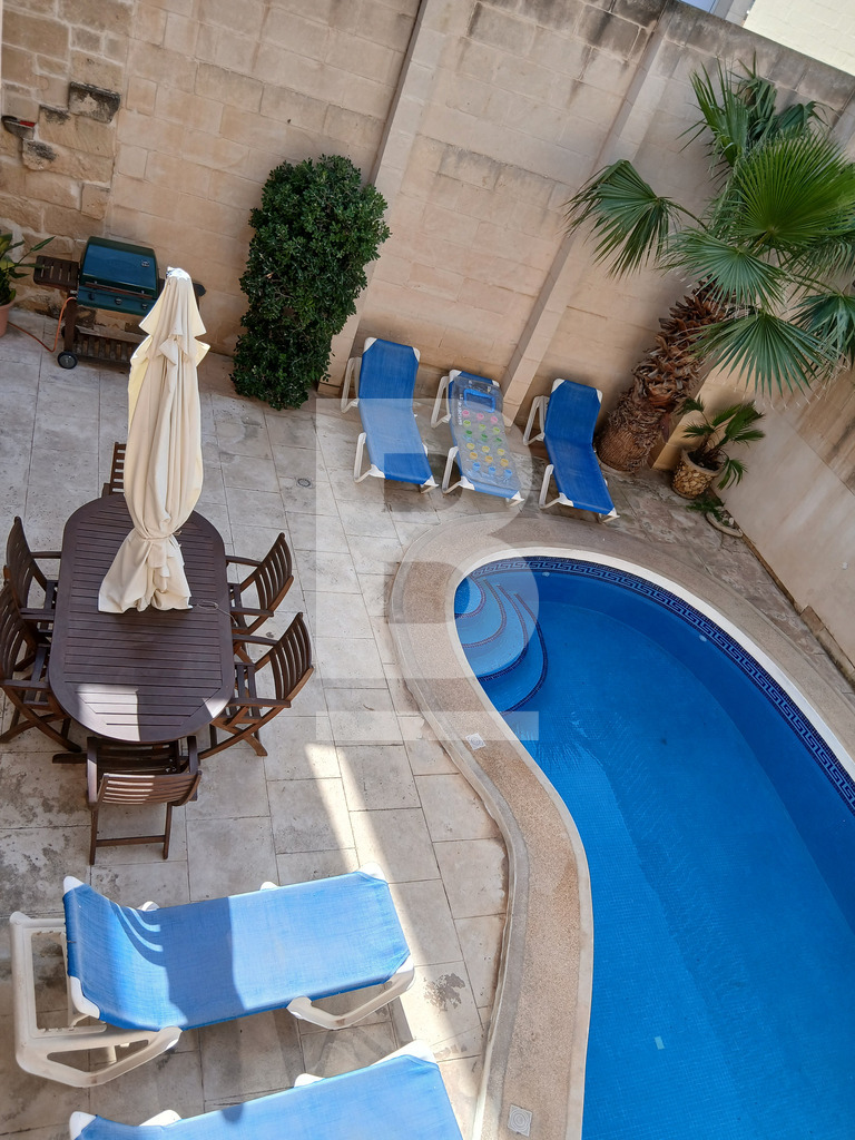 Property at Żebbuġ (Gozo)